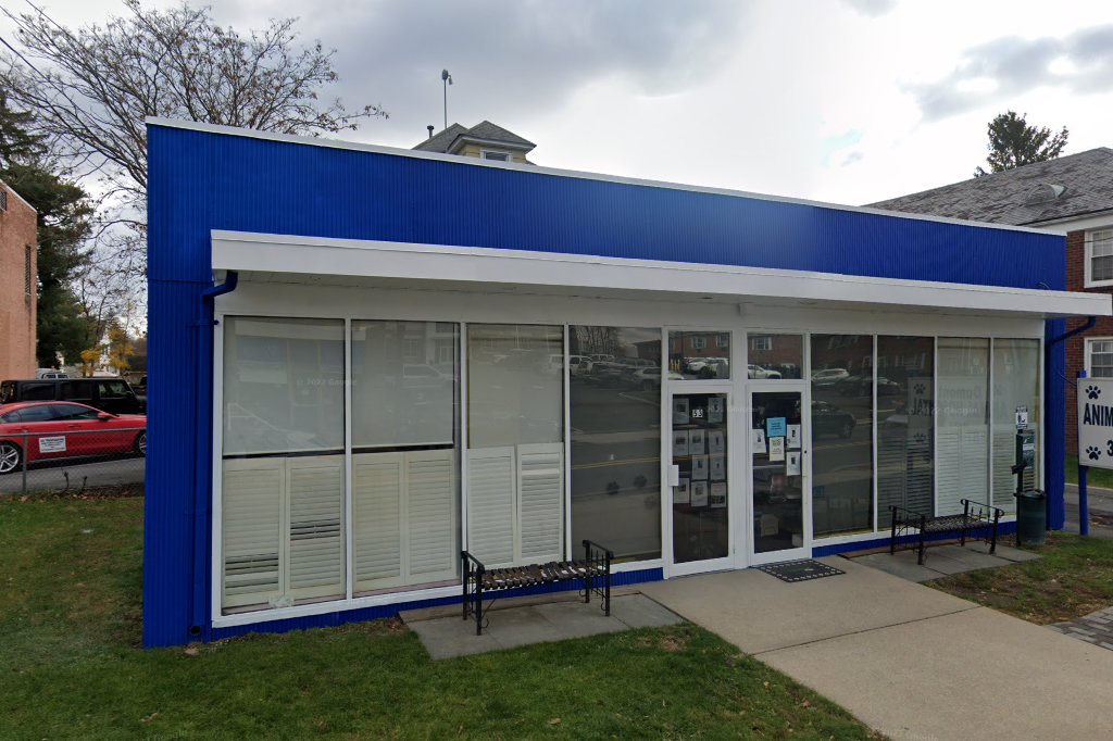 Dumont Animal Hospital