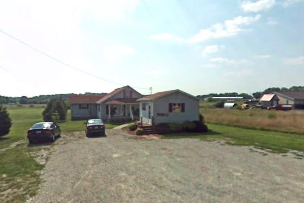 Twin Lakes Animal Hospital