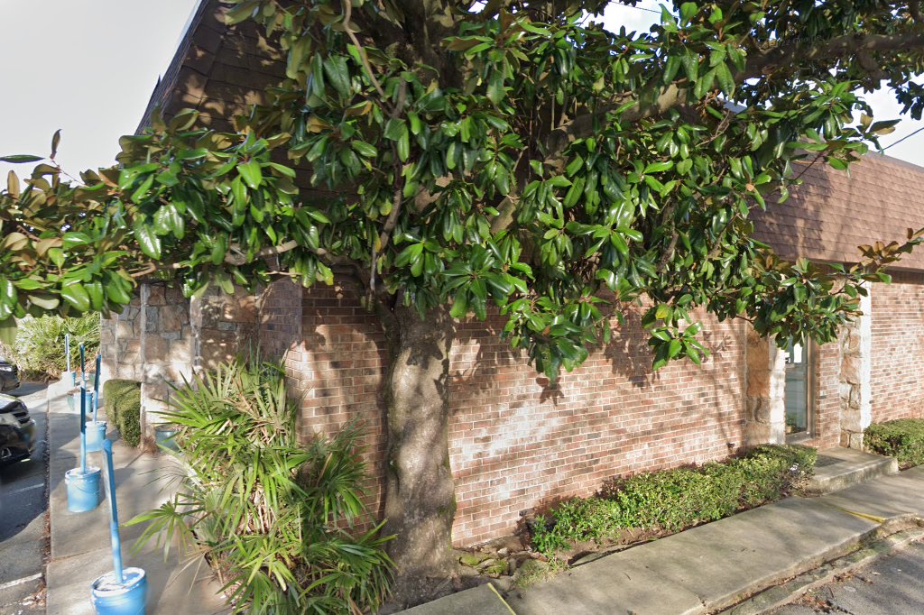 Avondale Veterinary Hospital