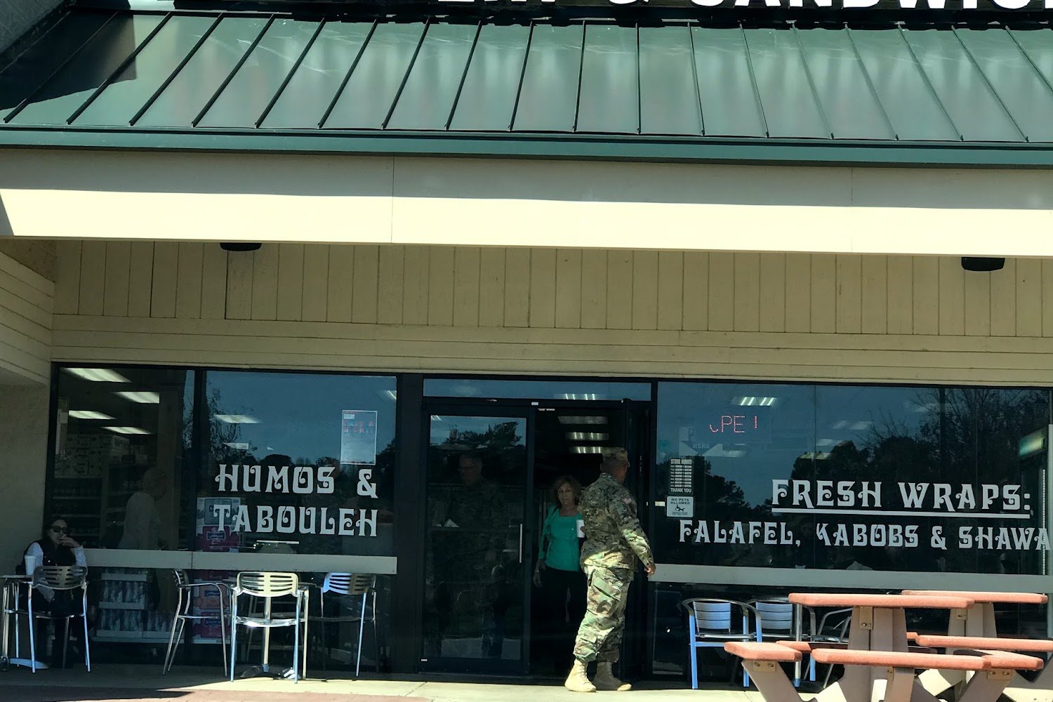 North Hills Animal Hospital