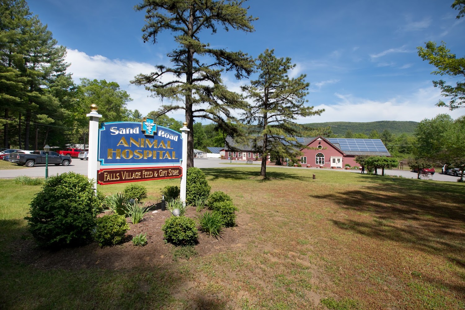 Sand Road Animal Hospital