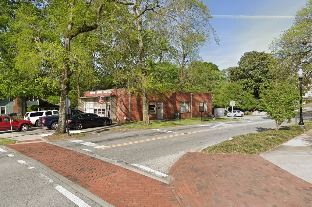 Woods Animal Hospital