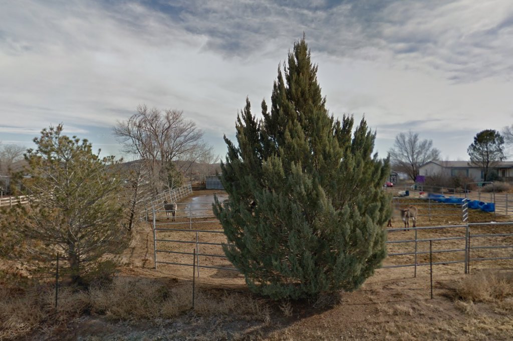 Hacienda De Los Milagros Inc