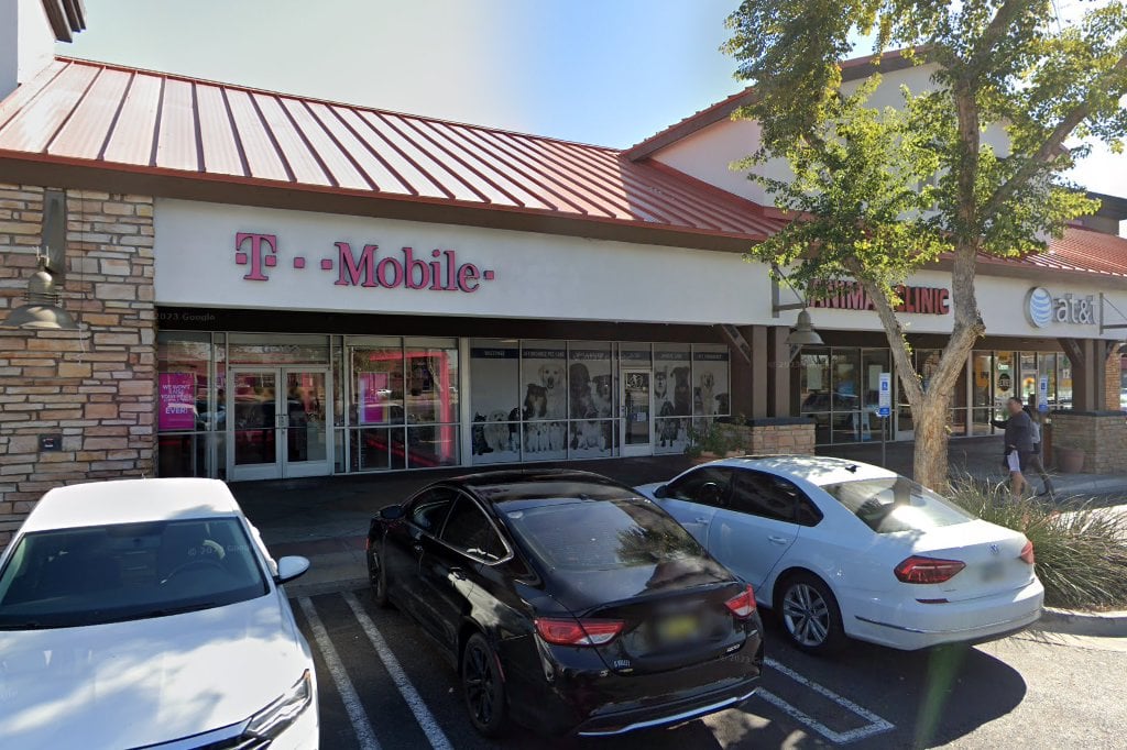 99th Avenue and Lower Buckeye Animal Clinic