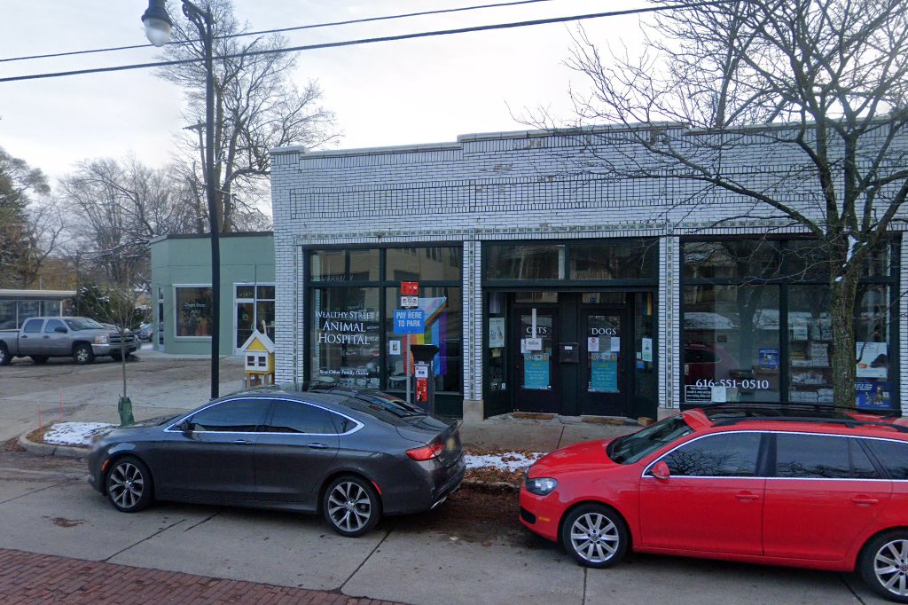 Wealthy Street Animal Hospital