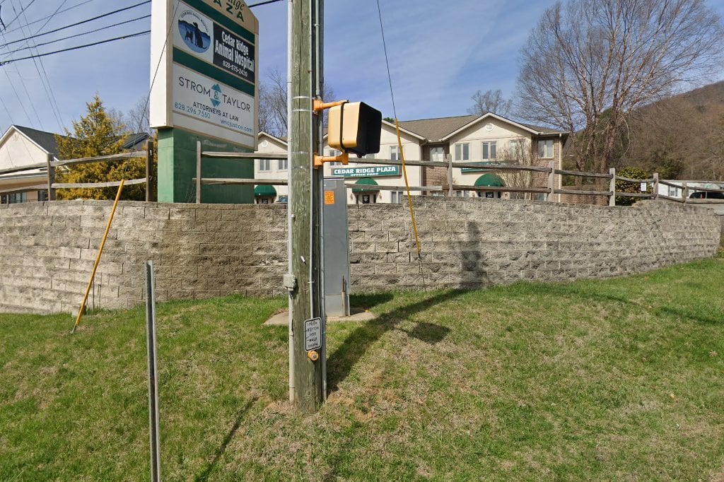 Cedar Ridge Animal Hospital & Mobile Equine Services