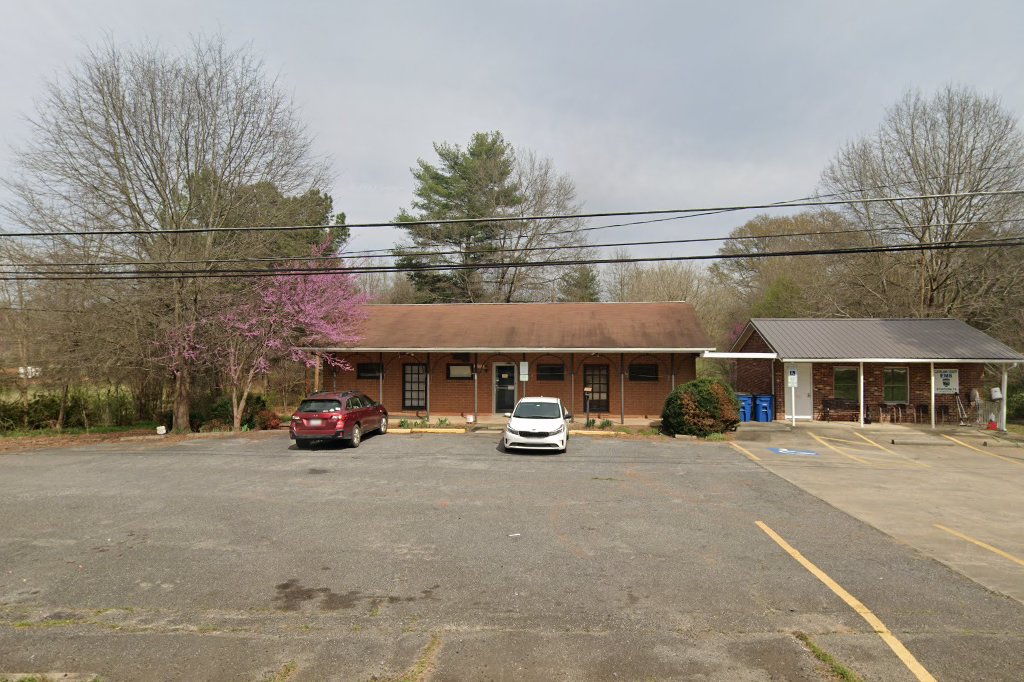 Cross Country Veterinary Hospital