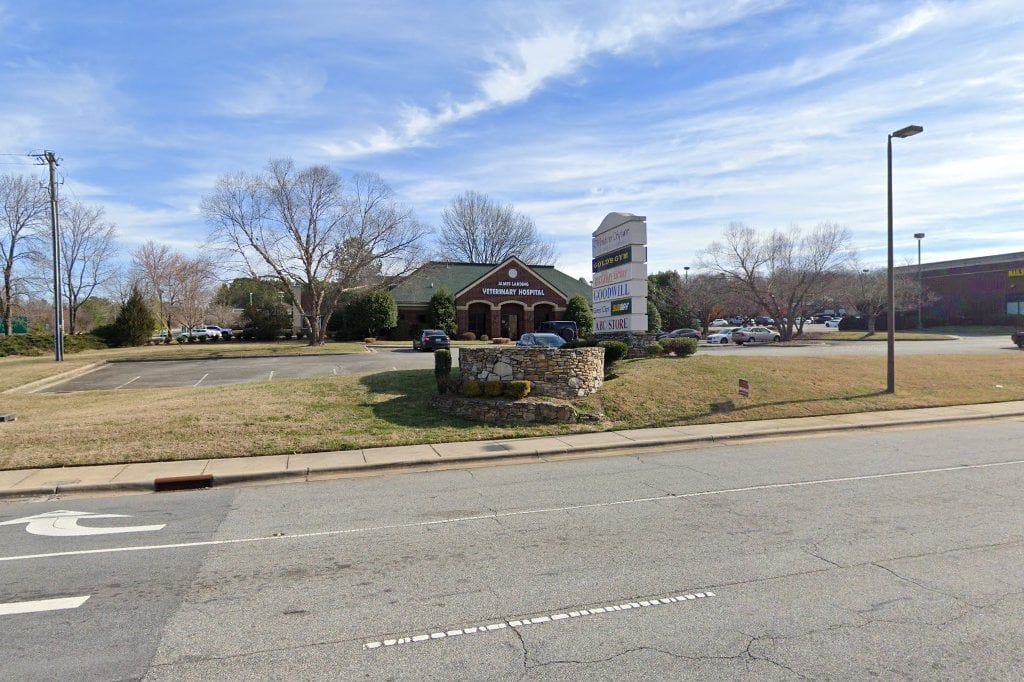 James Landing Veterinary Hospital