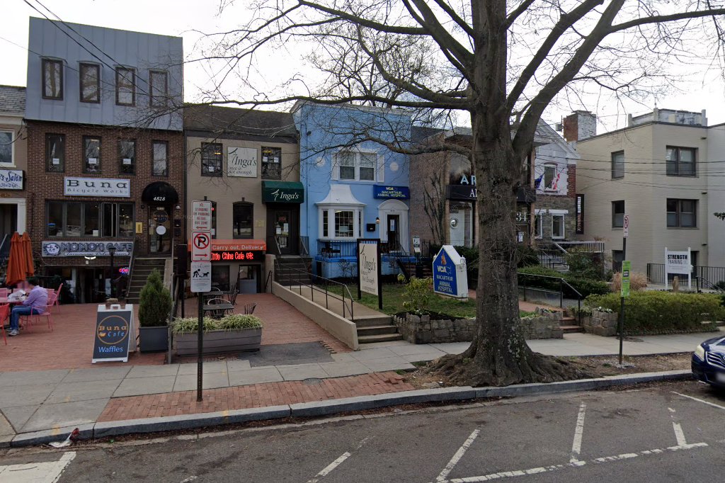 VCA MacArthur Animal Hospital