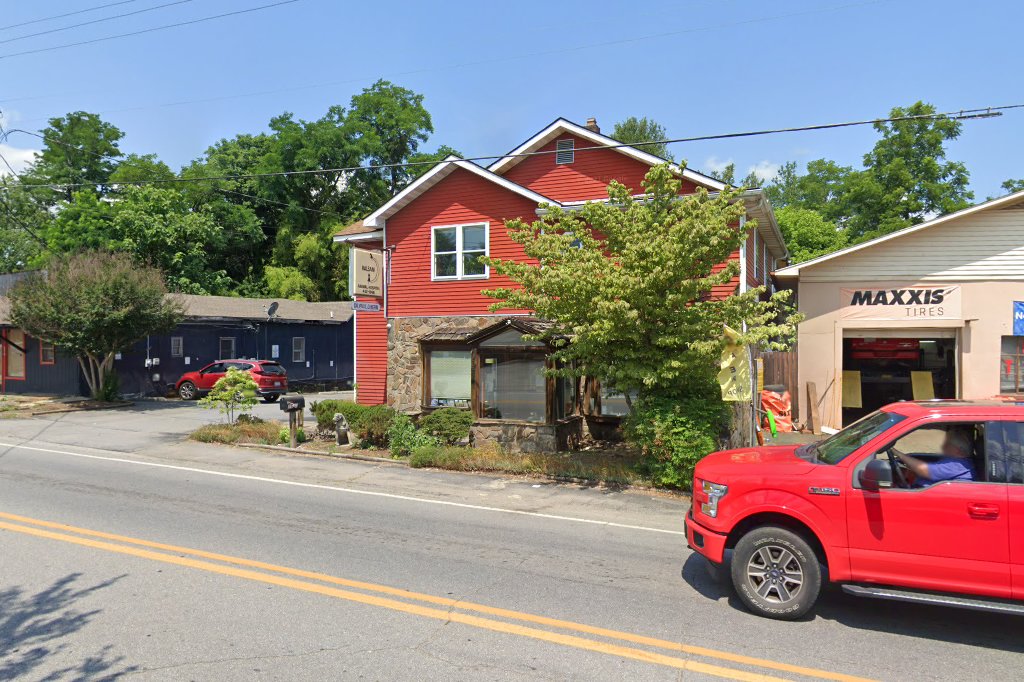 Balsam Animal Hospital