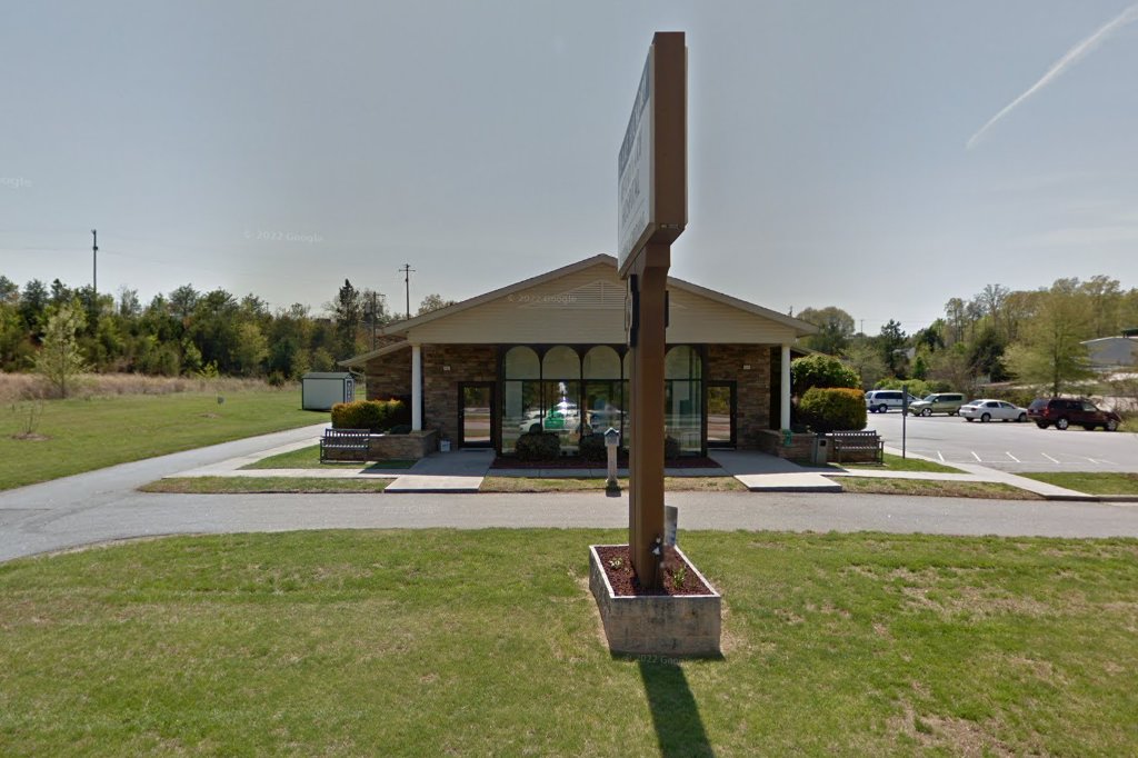 Lake Hickory Veterinary Hospital