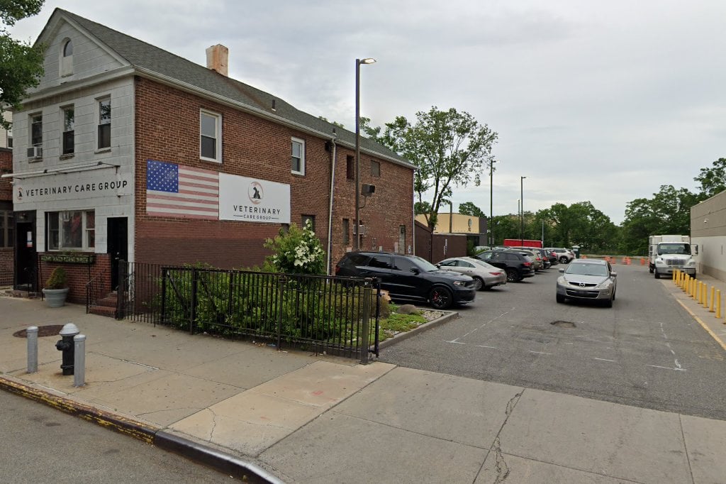 Whitestone Animal Hospital