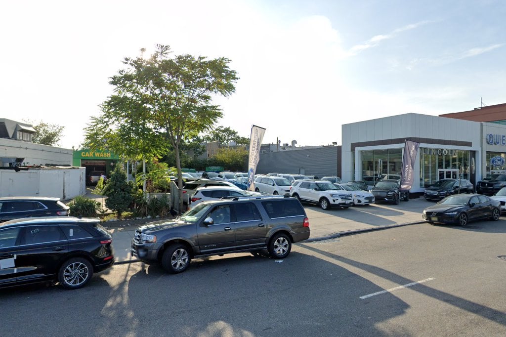 Animal Hospital of Queens Boulevard