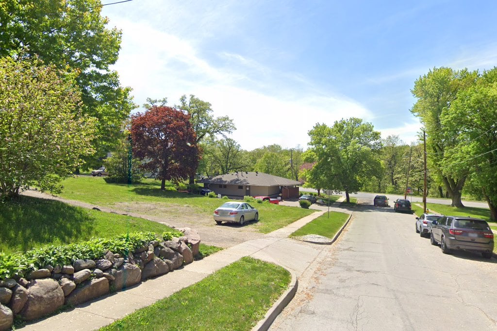 Macrae Park Animal Hospital