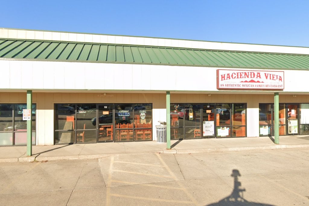 Grimes Plaza Veterinary Clinic