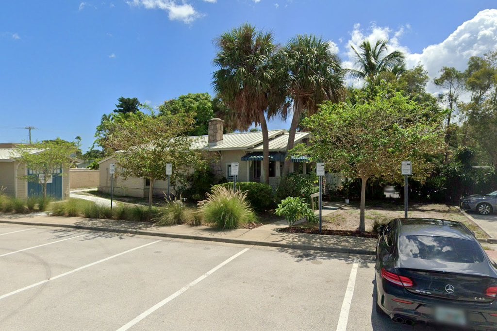 Riverside Animal Hospital & Wellness Center