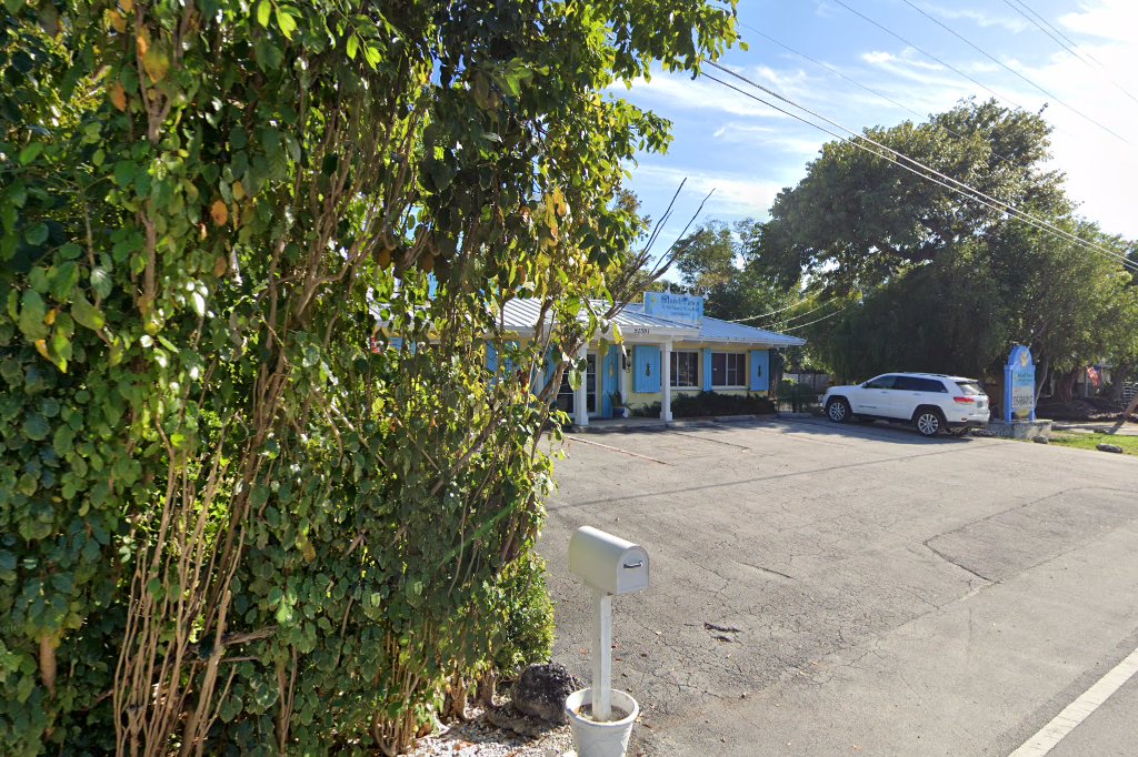 Island Paws Veterinary Hospital