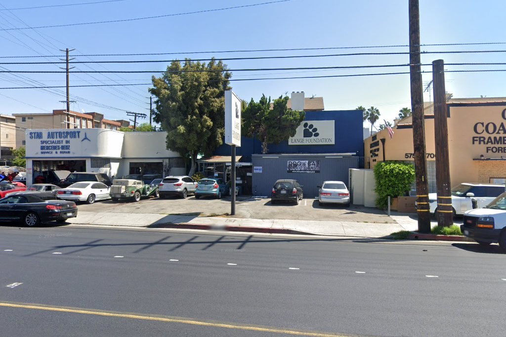 VCA West L A Animal Hospital