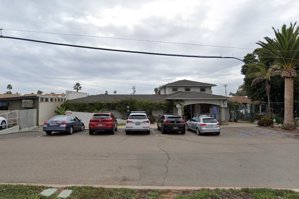 Animal & Bird Hospital of Del Mar