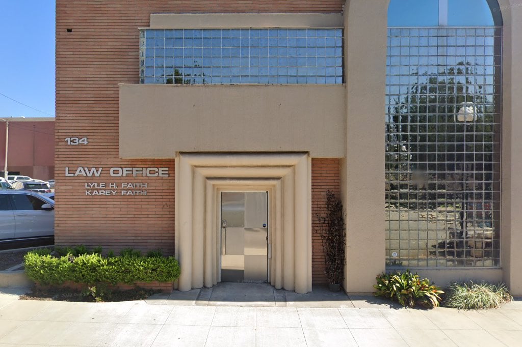 Family Dog & Cat Hospital