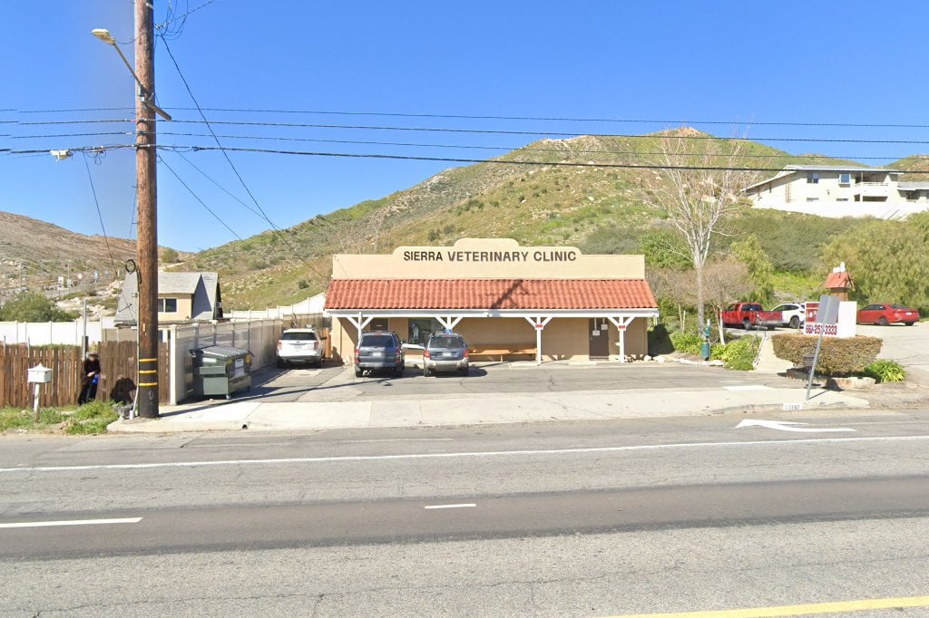 Adobe Veterinary Hospital