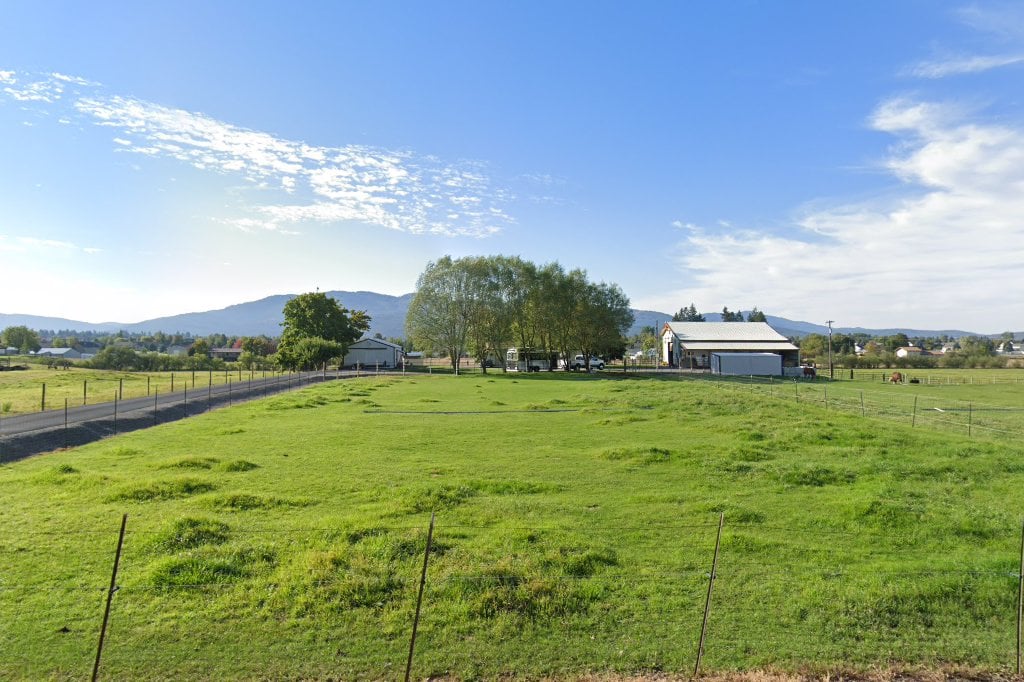 Mckinlay & Peters Equine Hospital