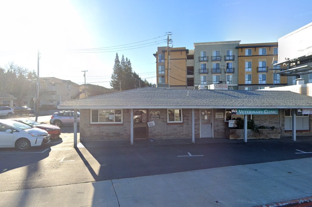 Lincoln Avenue Veterinary Clinic