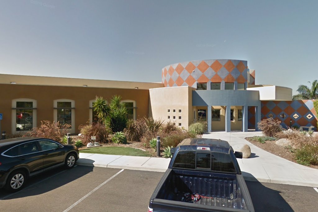 VCA Acacia Animal Hospital and Pet Resort