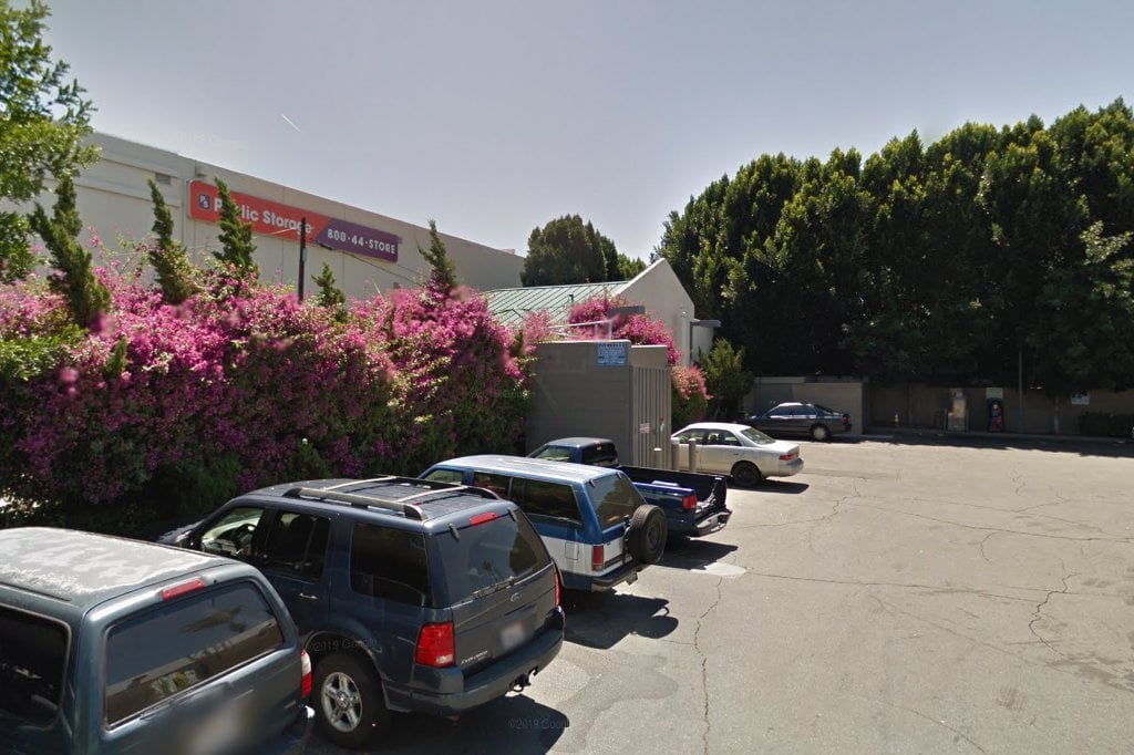 Tarzana Veterinary Hospital