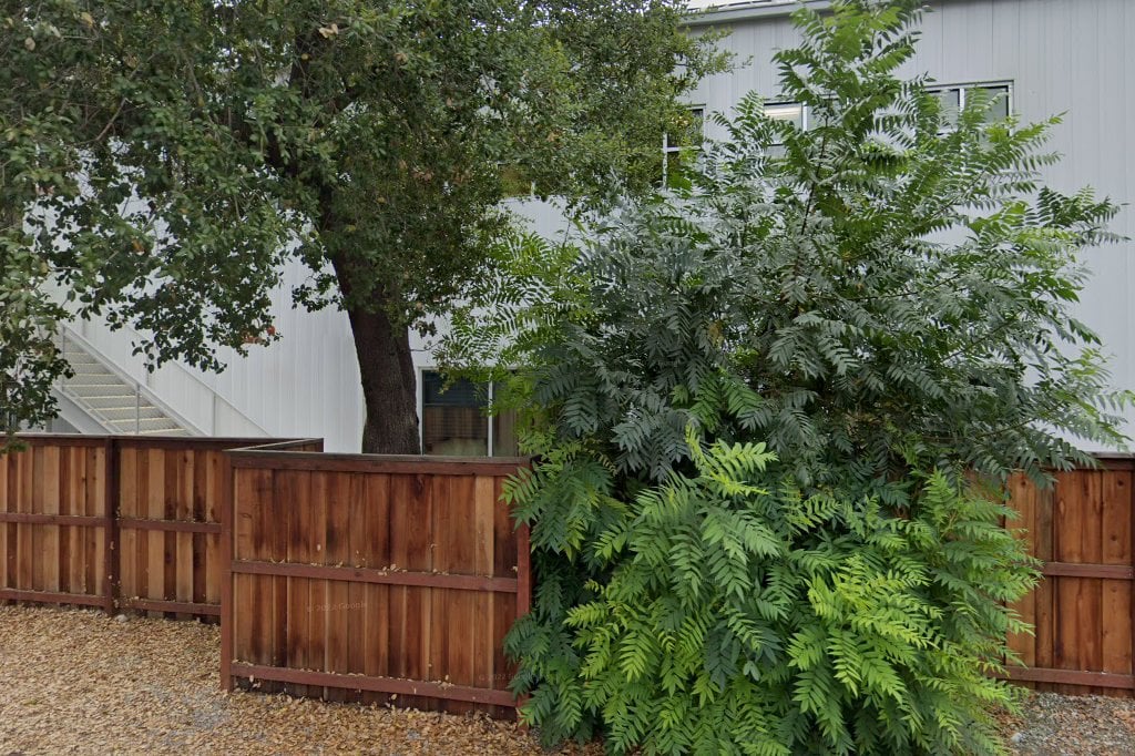 Pets Lifeline Animal Shelter