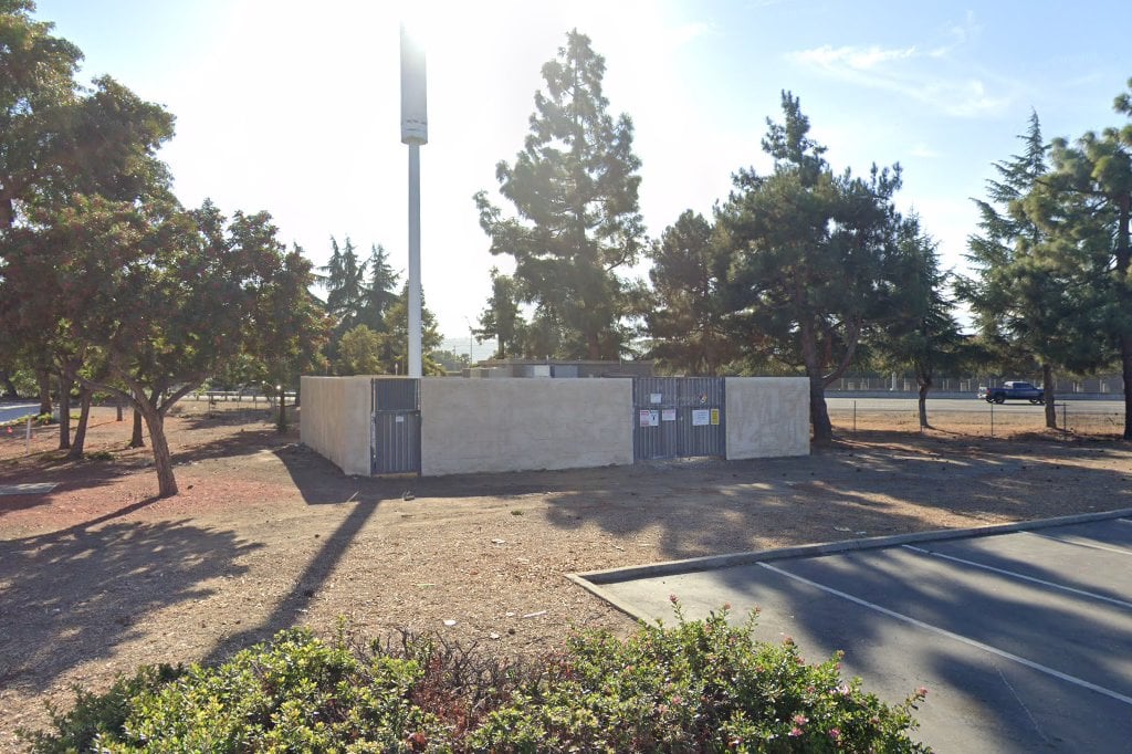 Bloom Plaza Animal Hospital