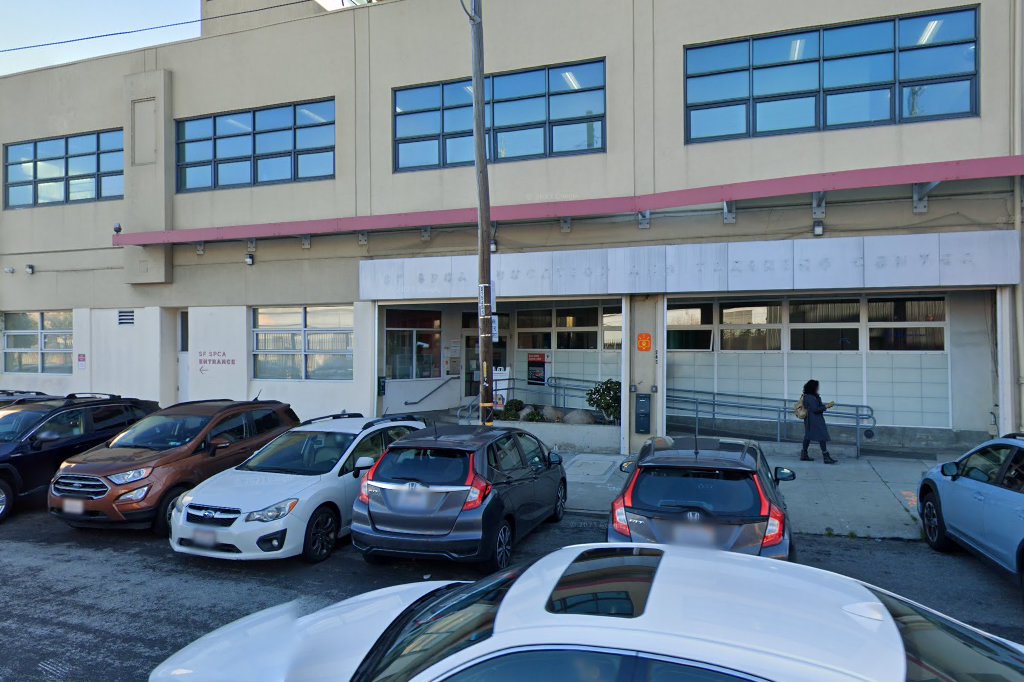 Leanne B Roberts Animal Care Center