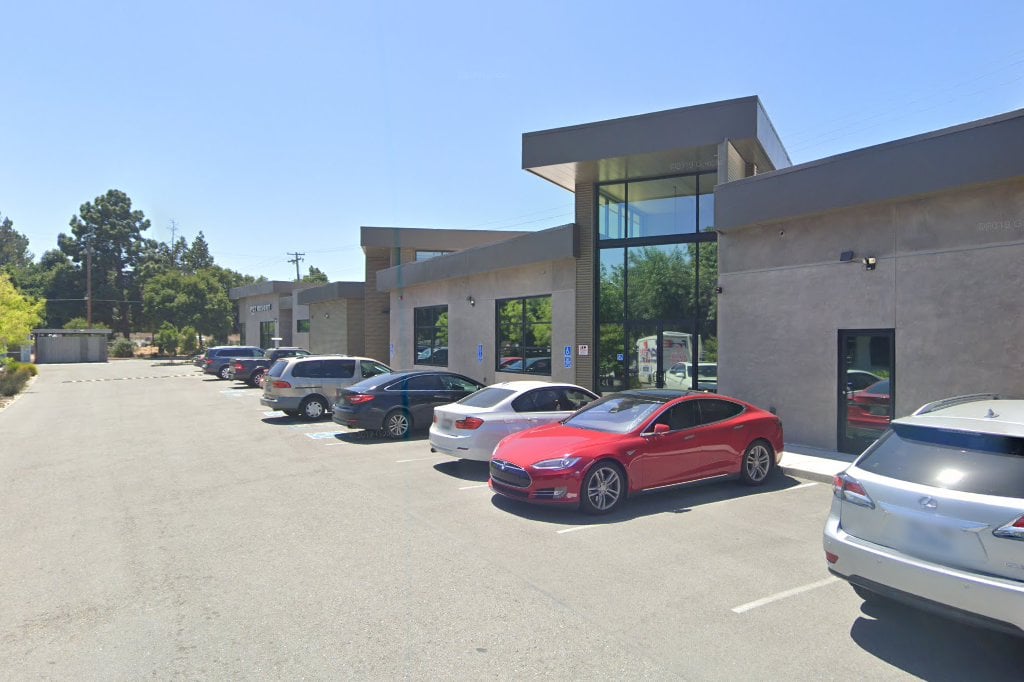 South Bay Animal Hospital & Pet Resort