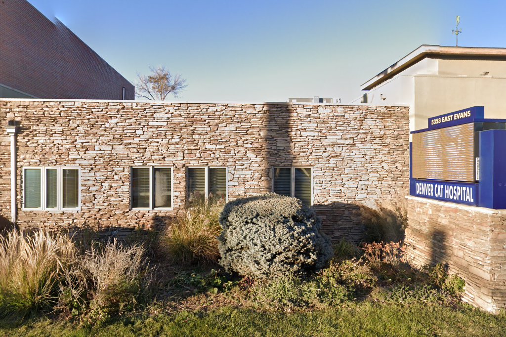 Evans East Animal Hospital