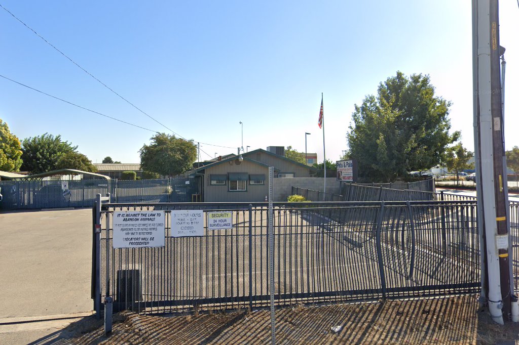 Pets & Pals Animal Shelter