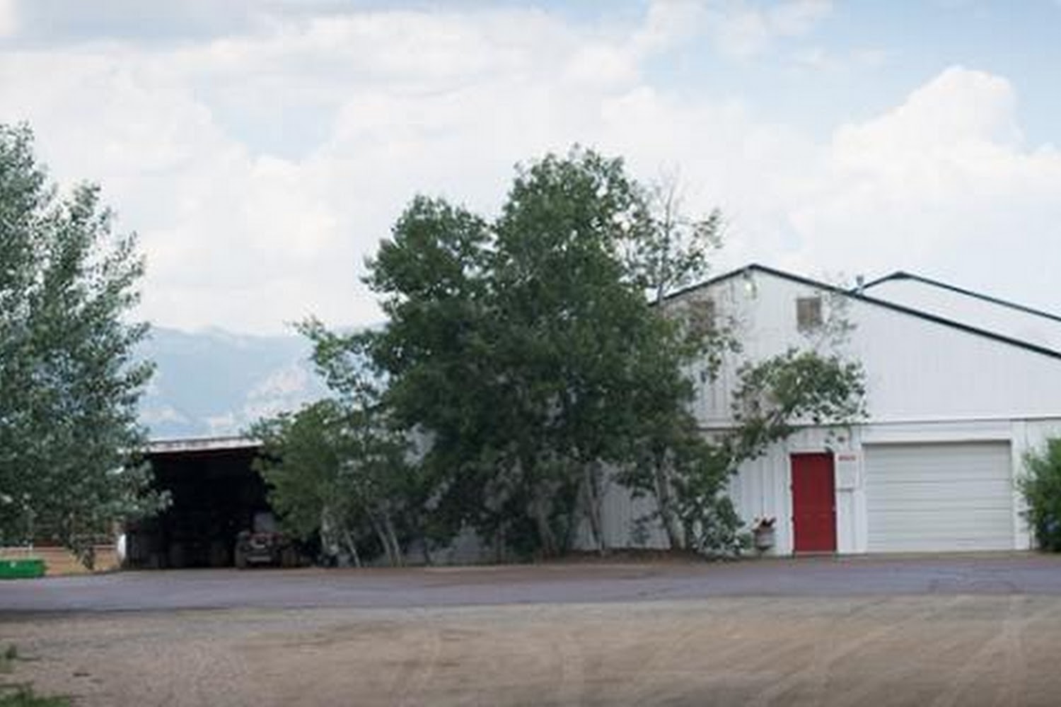 Centennial Valley Equine Hospital