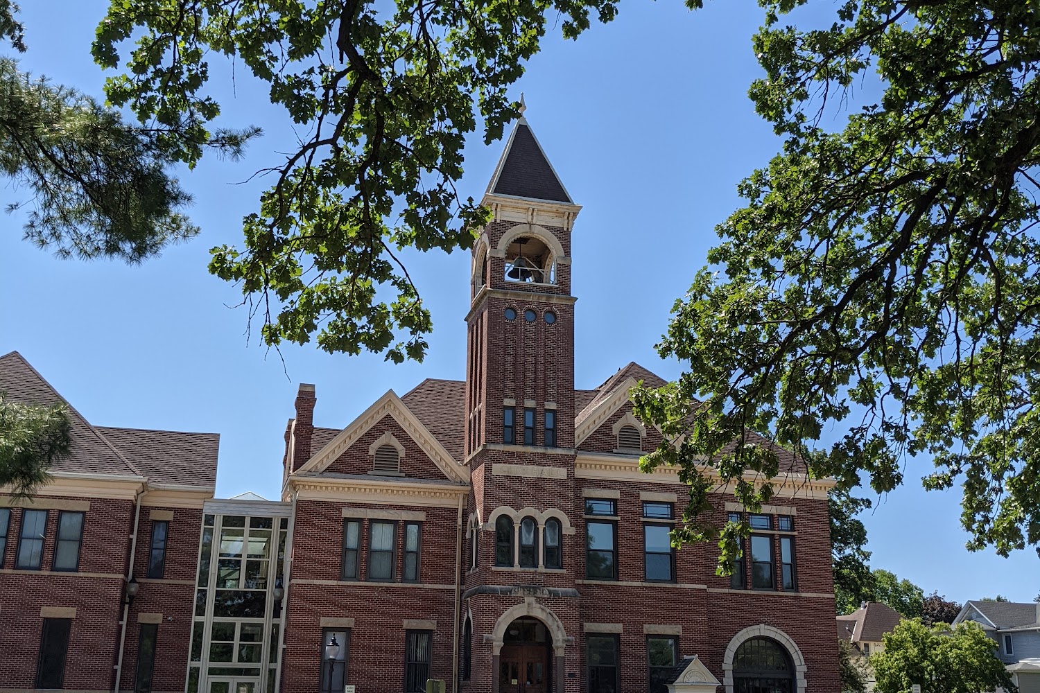 Hiawatha Humane Society of Lake City