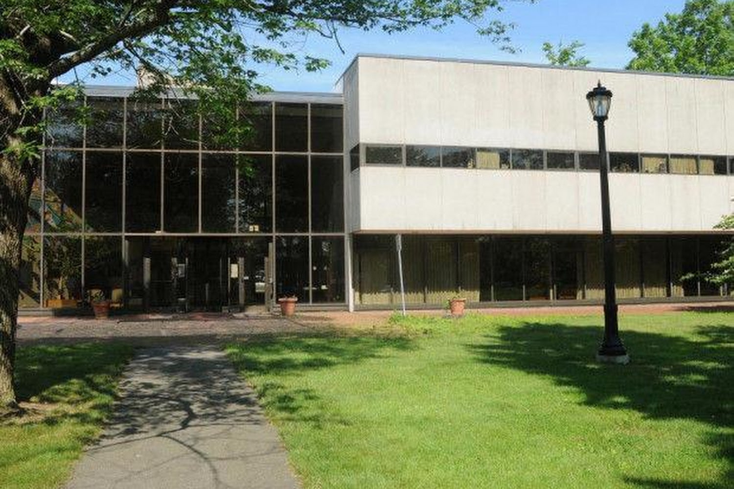 North Attleboro Animal Shelter