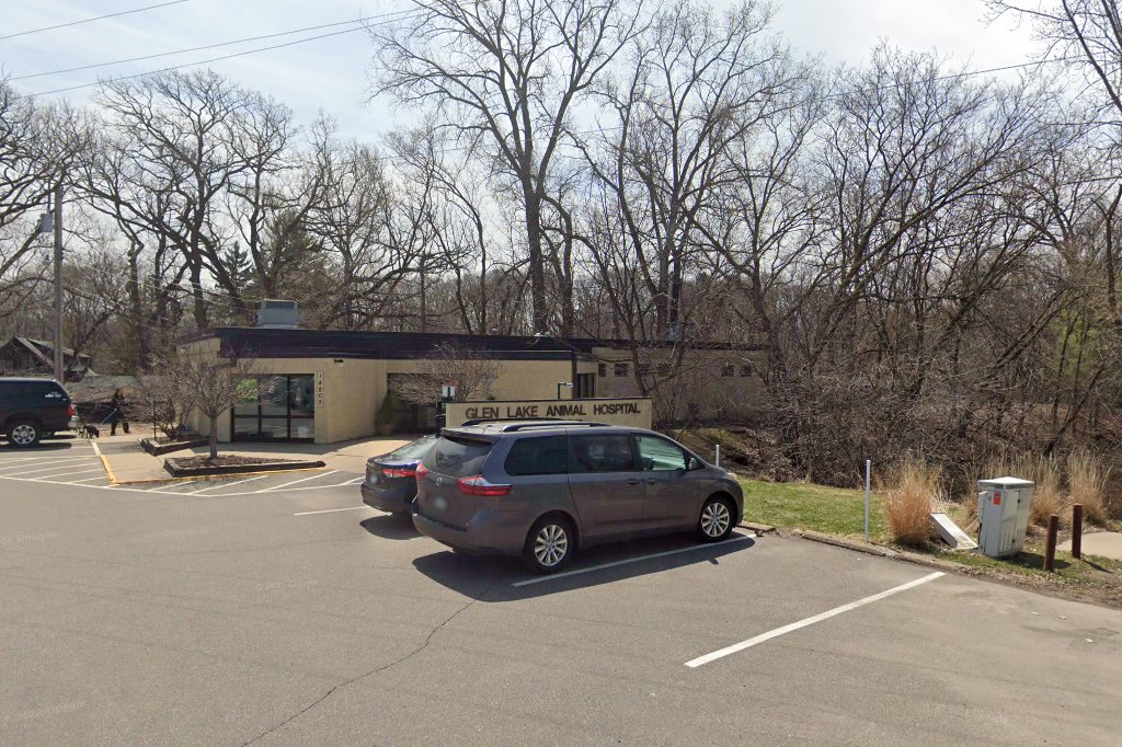 Glen Lake Animal Hospital