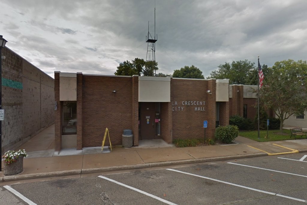 La Crescent Animal Control