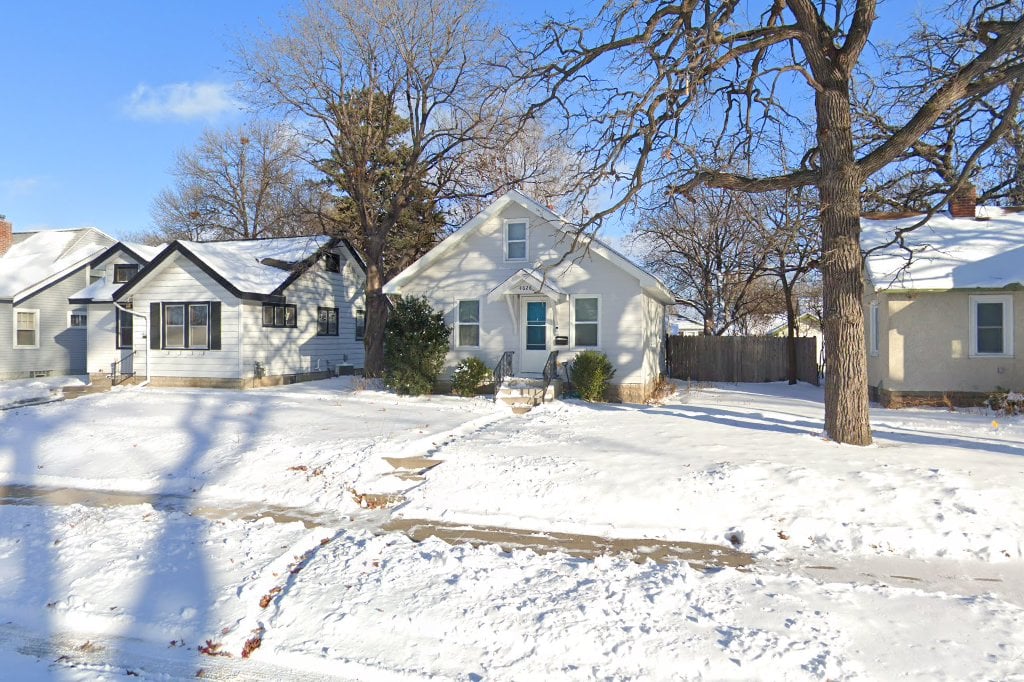 Southern Star Min Pin Rescue