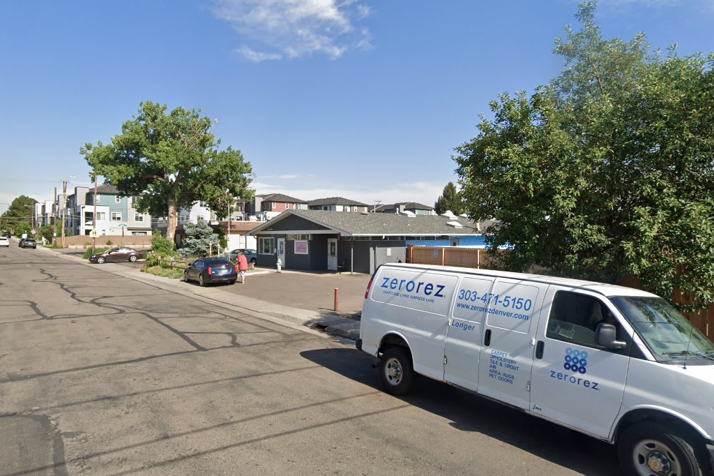 University Hills Animal Hospital