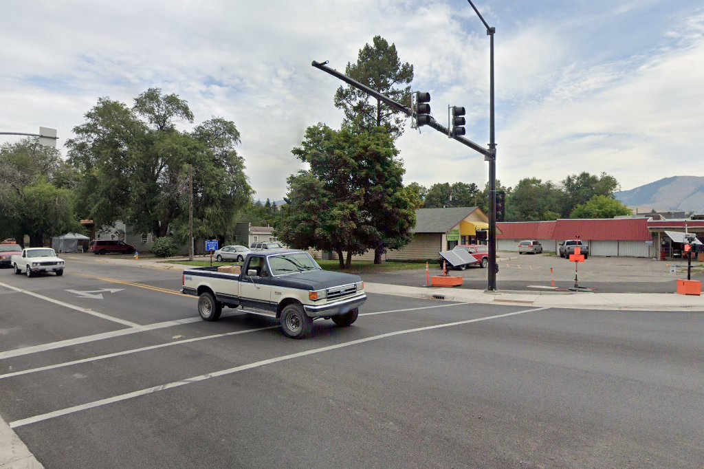 Cats On Broadway Hospital