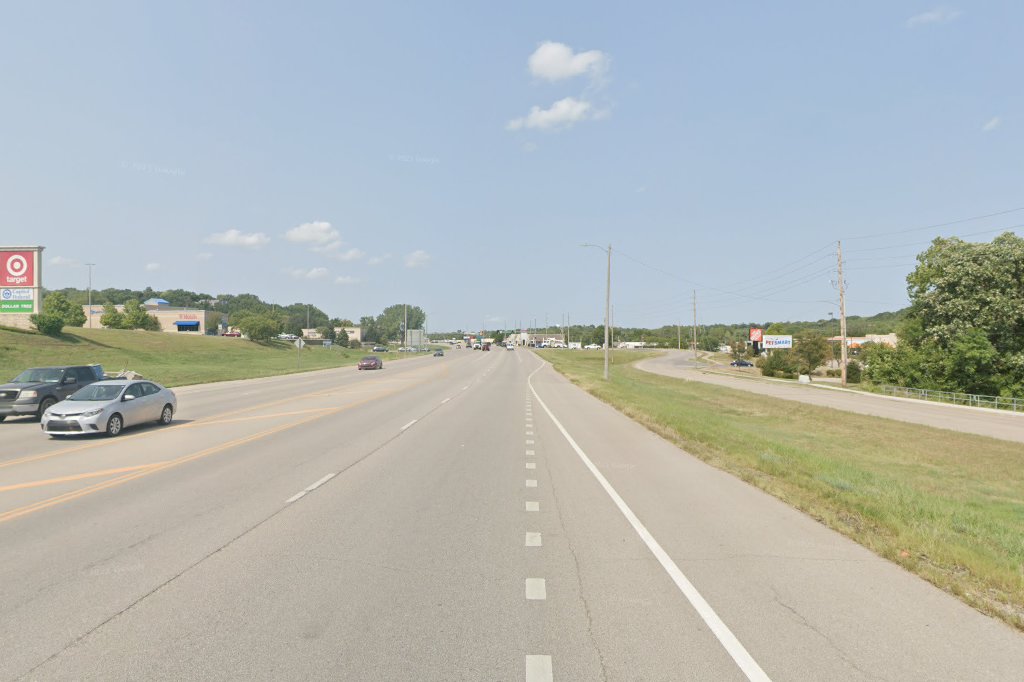 Little Apple Veterinary Clinic