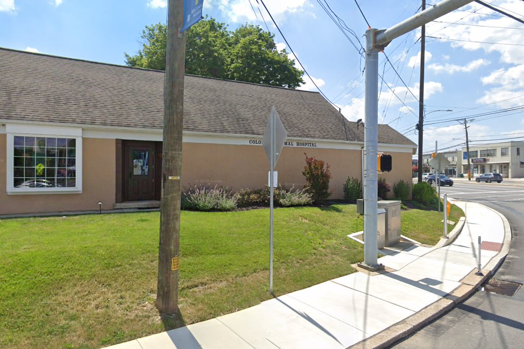 Colonial Animal Hospital