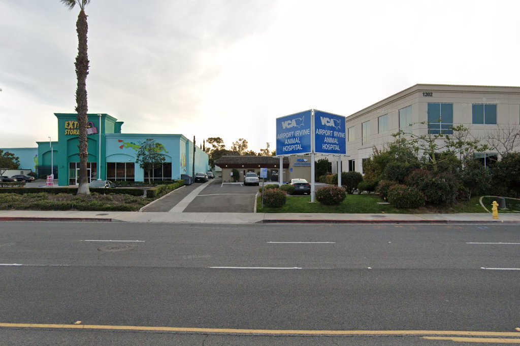 Airport-Irvine Animal Hospital