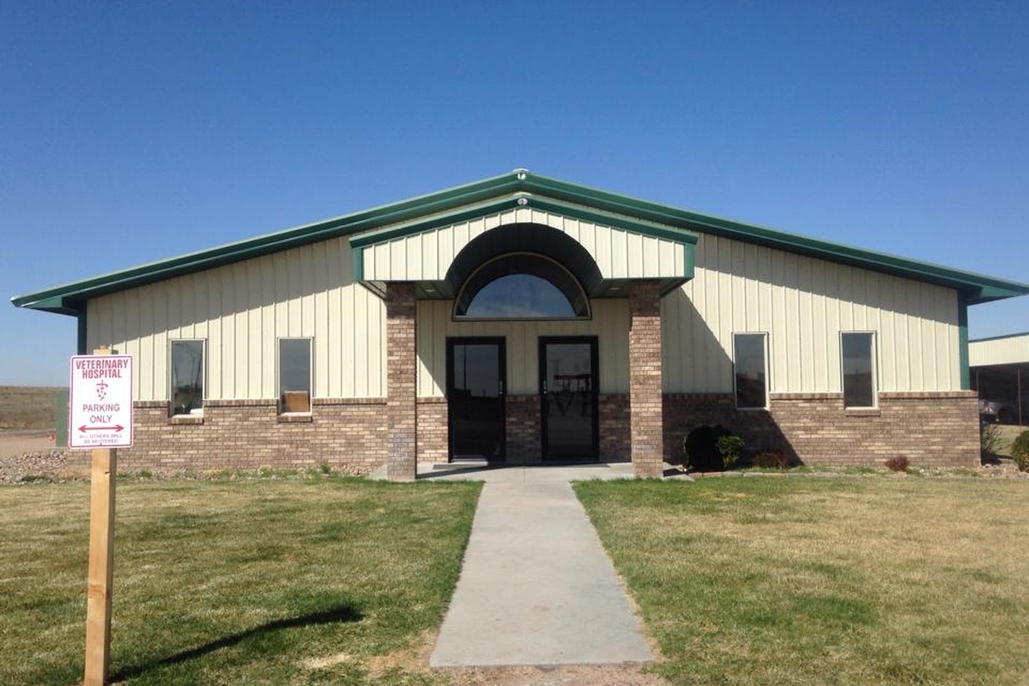 White Bluffs Veterinary Hospital