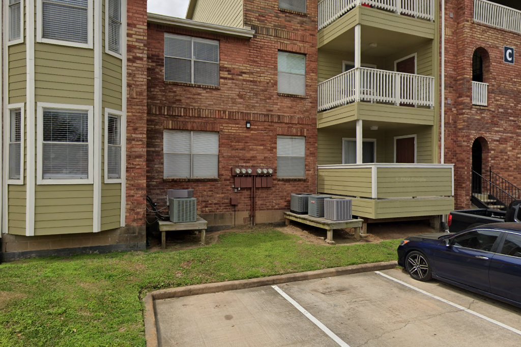 Campeche Cove Animal & Bird Hospital