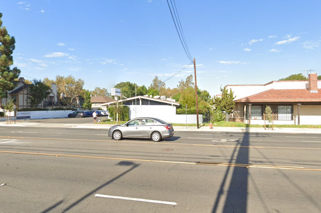 Tustin Ave Veterinary Hospital