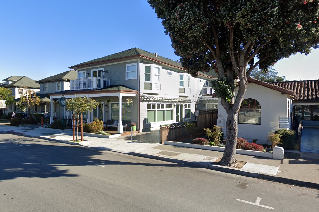 Half Moon Bay Veterinary Hospital
